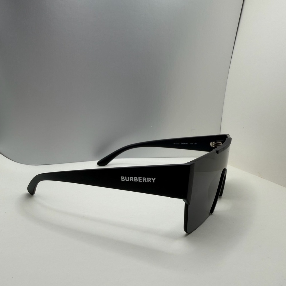 Burberry Sleek Black Sunglasses